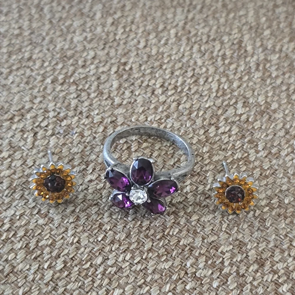 Macy's Purple Silver Floral Ring Sunflower Stud Earrings Set Size 6 New